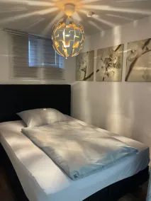 Newly furnished comfortable 1st room apartment in a quiet location with TV, WLAN - Image 2