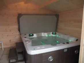 Villa for 10 people with pool and jacuzzi - Image 3