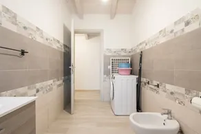 Holiday Home 'Il Tramonto' with Terrace & Wi-Fi - Image 4