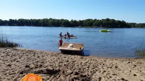 Lake Front Big Yard Fischerei Dock Paddle Boards AC Lagerfeuer Schwimmen Grill Deck - Image 2