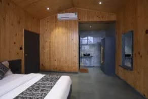 Shreephal Luxury Lake Resort - Hatgad, Saputara - Image 2