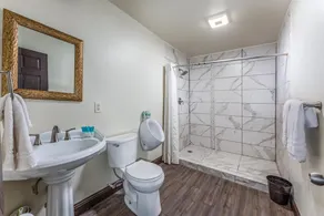 Oakhurst View 3 Bedroom 3 Bath Maison de style espagnol avec de superbes vues - Image 4