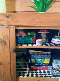 Simply sweet creekside cottage with loft - Image 3