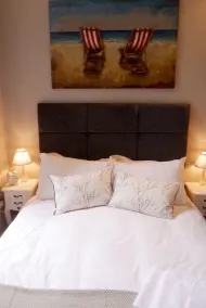 Charme Chelsea 2 Bed Pied a Terre + Beautiful Roof Garden Terrace - Image 4