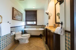 Penthouse, 9 bdr ski in/out, steps to Village - Image 3