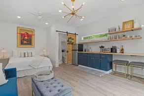 Sunlight Tiny House at Linn Valley Lakes - Image 4