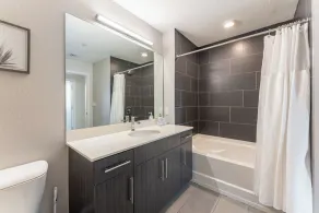 Daytona 2BR | Pool + Free Parking, Pets - Image 2