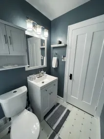 Downstairs Unit near National Park + Downtown Cleveland - Image 3