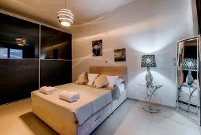 Articiano Villa - Image 4