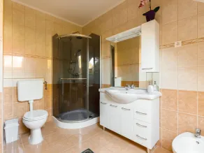 Beautiful  villa for 9 people with A/C, WIFI, TV and terrace - Image 3