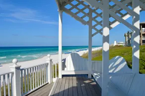 One Bedroom Guest Cottage in Seaside, 8 Houses to Beach + 2 Adult Bikes! - Image 5