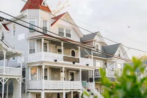 Spacious King Suite 1 Block to Beach & Asbury | Renovated Victorian | 1000 Mb... - Image 3