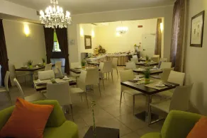 Hotel Alibi - Image 4