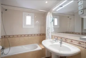 BAIX BALIS accommodation for families. Beach 5 minutes walking - Image 3