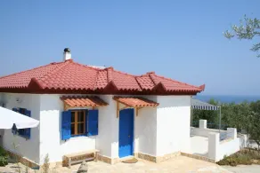 Romantic house above the sea with charming view - Image 5