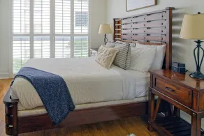 Cute 1 bedroom unit located in Condo Hotel in the heart of Coconut Grove Free Parking - Image 5