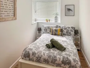 2 Schlafzimmer Unterkunft in West Mersea - Image 4