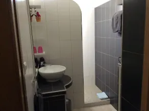 villa indipendente 80m2 qualsiasi comodità di essere sulla strada calenzana a 5 km dal mare - Image 4