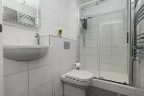 Comfortable & Available 2 Bedroom Apt w/ Parking - Image 4