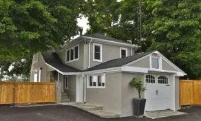 Love on the Lake - Lakefront Updated Cottage - Image 5