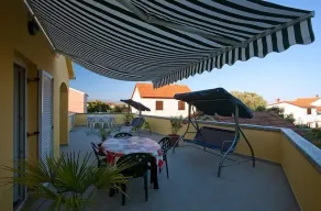 Apartamento de una habitación con una terraza Poljana, Ugljan (A-8523-b) - Image 5