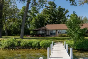 Lake House - Image 2