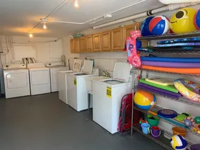 Tropical Hideaway in Downtown Flagler Beach - Image 4