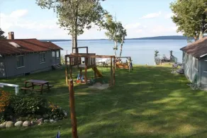 Smuk Hubbard Lake Cottage # 3 - Image 2
