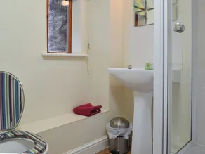 Brampton Hill Farm Cottage - Image 2