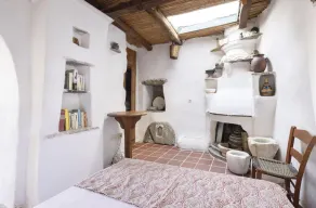 Daphnis the Artist s House - Image 4