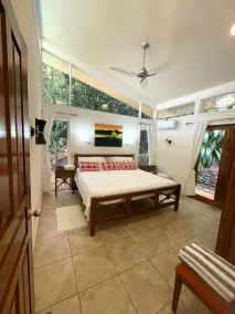 Surf Shack- Set in Jungle, Walk 2 Beach, WiFi,  & Back-Up Power in Outages - Image 5