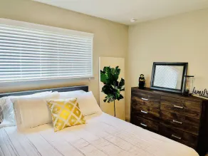 Modern, Chic, and Stylish 2 Bedrooms 2 Bathrooms  - Image 3