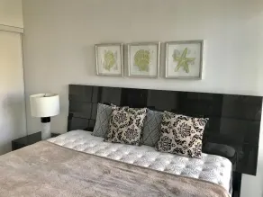 ⭐Modern Luxury King 1BD⭐ by Rogers Centre, CN Tower - Image 2