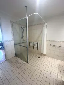 408 Abundant Abode CBD 1BR Best Location & Balcony - Image 5