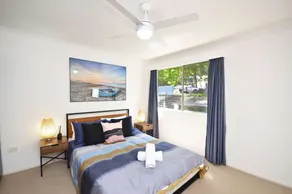 \"Happy Ours\" - Walking Distance to Shops & Beach - Image 5