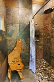 Not your typical cabin in the woods! - Image 4