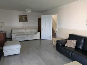 Porthleven Coastal Retreat with 5 Bedrooms - Image 4