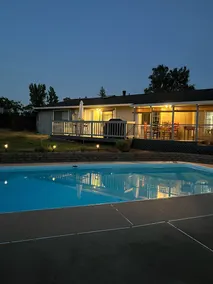 Country oasis with shared swimming pool & hot tub, back yard/deck  - Image 3