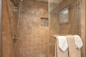 Beachfront Aquarius Condominium 607 - 2BR Gulf View - Beautiful !! ** - Image 2