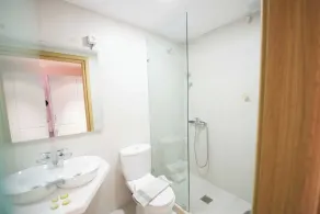 Silver Beach Hotel - Image 3