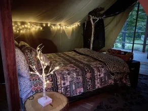 Selah Serenity Tent-n-Breakfast Glamping for 2 in Finger Lakes Woodland Site  - Image 2
