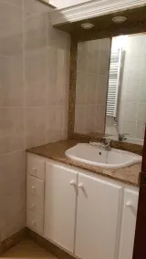 Villa med omfattende grund og have. Direkte adgang til semi privat strand. - Image 2