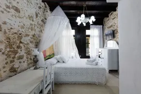 Antonia's Blue Apartment- Old town view - Image 4