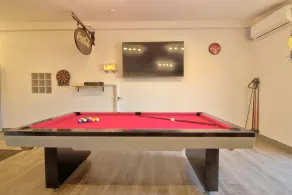 Charming 4-Bed Villa in moncarapacho - Image 4