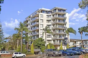 Sundial 503 - Location, Views & Quality To Match - Image 5