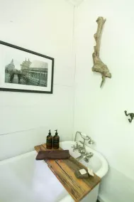 Zen Mountain Cabin: Forest-Bathing & Private Waterfall in Wine Country - Image 3