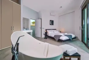 Villa Blue Lagoon -Unifying your luxury senses -SEAFRONT - Image 5