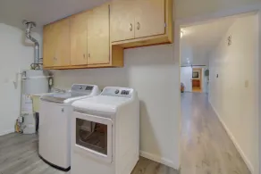 Spacious Hot Tub House w Cal King Beds! - Image 2