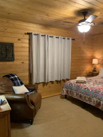Family Cabin with spectacular views! - Image 5
