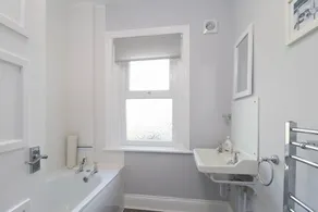 Kenmare Cottage -  a house that sleeps 7 guests  in 3 bedrooms - Image 3